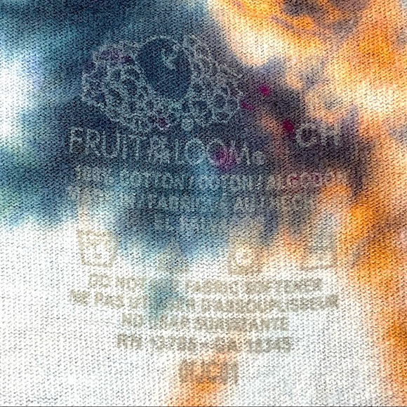 Tie dye Fruit of the Loom size small very colorful short sleeve vneck shirt NWOT - Picture 8 of 8